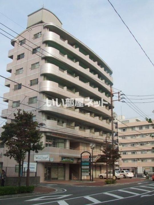 群馬県高崎市鶴見町(マンション)の賃貸物件の外観