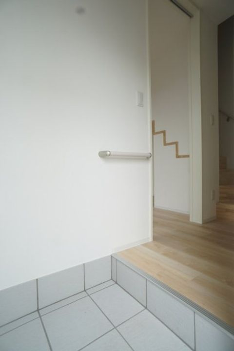 静岡県浜松市中央区富塚町(一戸建)の賃貸物件の玄関