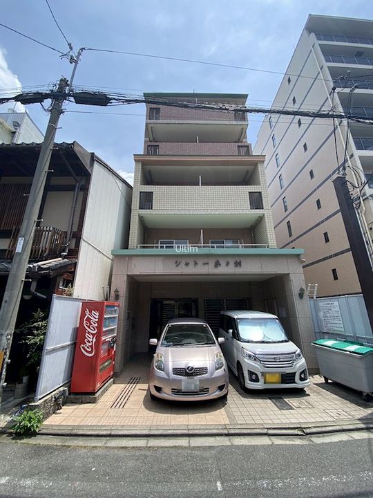シャトーあと村の外観