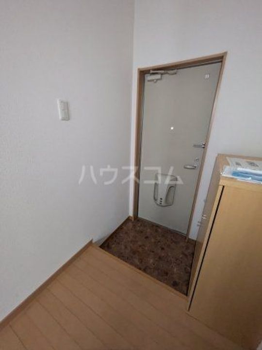 メゾンエールの玄関