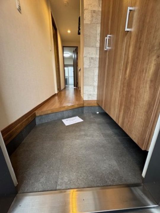 シャルム武蔵小山の玄関