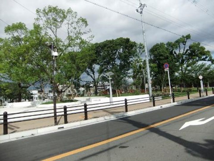 カンツォーネの周辺