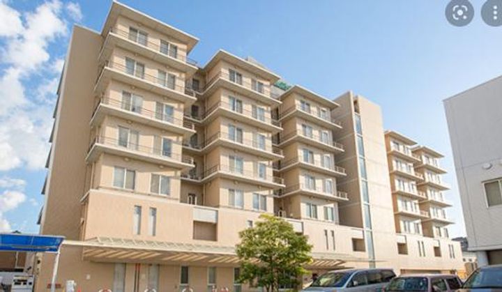 ラガーパレス花園の周辺