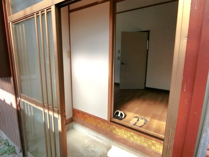 千葉県東金市田間2(一戸建)の賃貸物件の玄関
