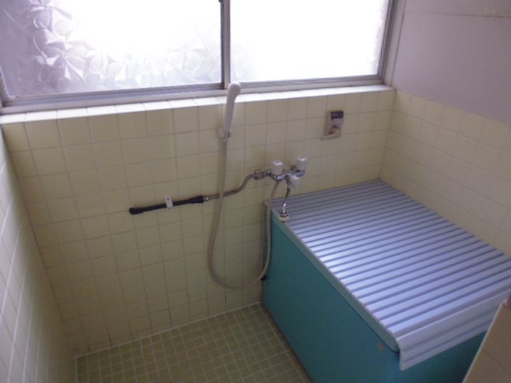 横田ハウスの風呂