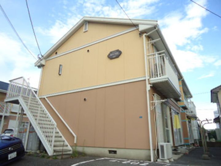 第4クレールひだかの外観