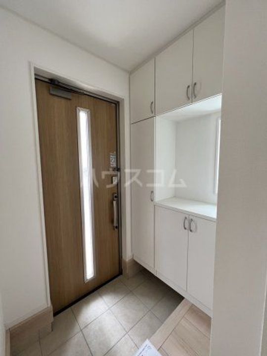 神奈川県座間市小松原2(一戸建)の賃貸物件の玄関