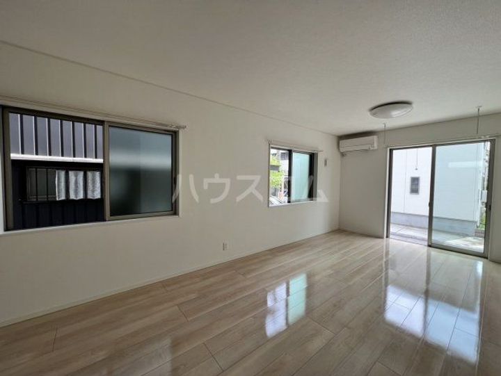 神奈川県座間市小松原2(一戸建)の賃貸物件の居間