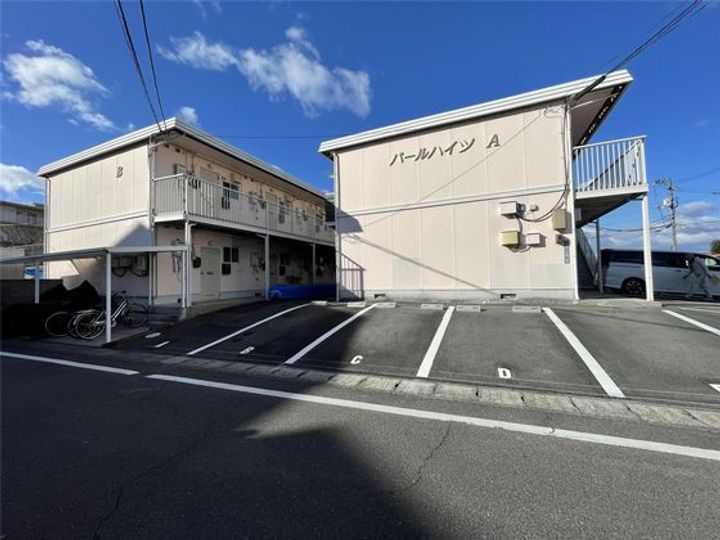 パールハイツ Bの外観