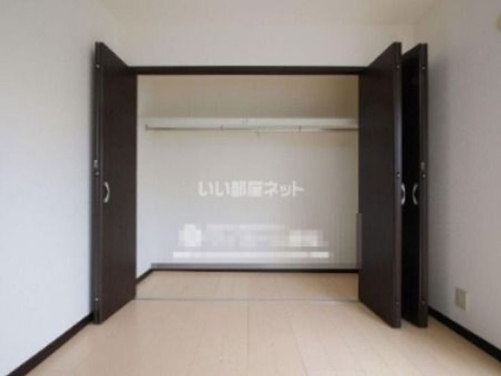 ビオス中折の内装
