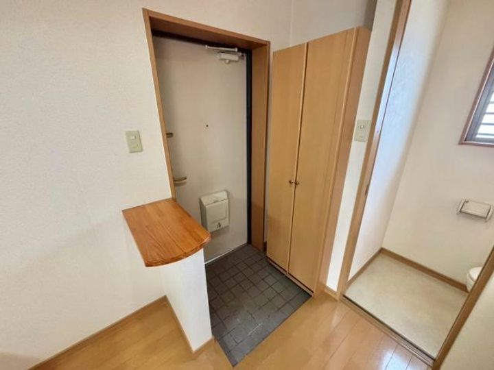 ライズ八王寺の玄関