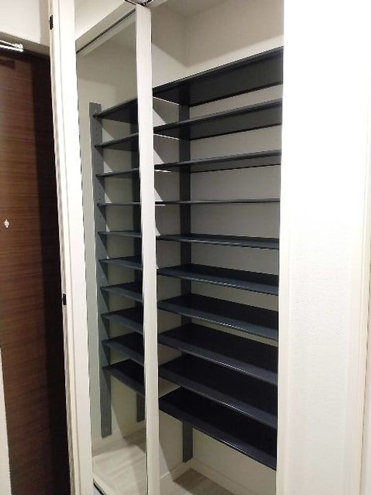 メゾン2438の玄関