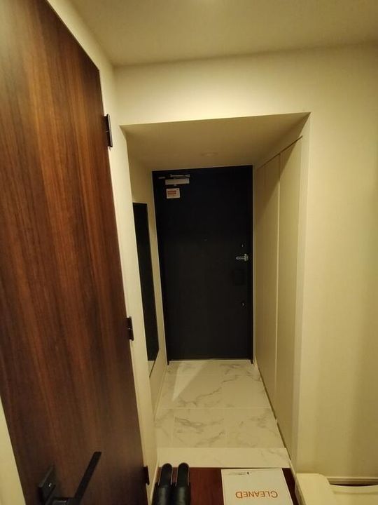 パークアクシス赤坂山王の玄関