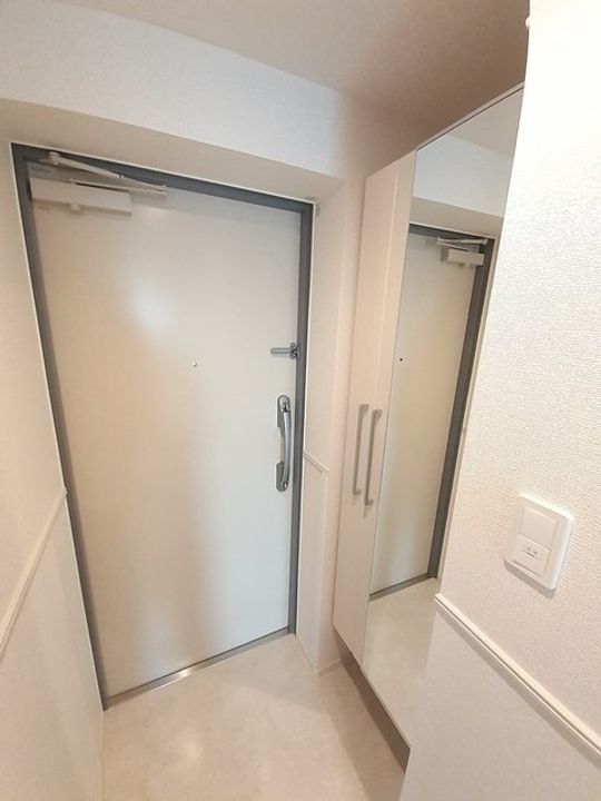 ル コンフィーエ サンカントの玄関