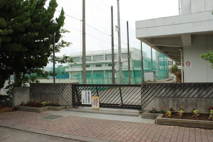 静岡県静岡市葵区大岩1(マンション)の賃貸物件の周辺