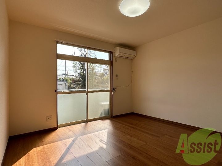 サングレード鈎取E棟の居間