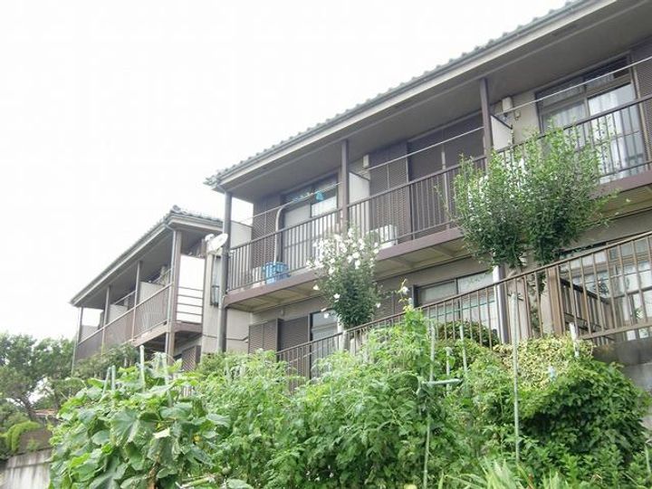 ヒルトップ斉藤A棟の外観