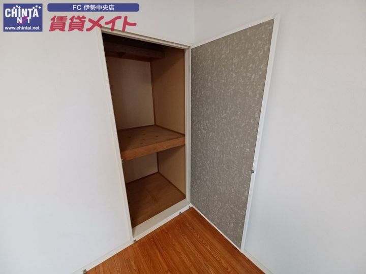 フォレスタ伊勢の内装