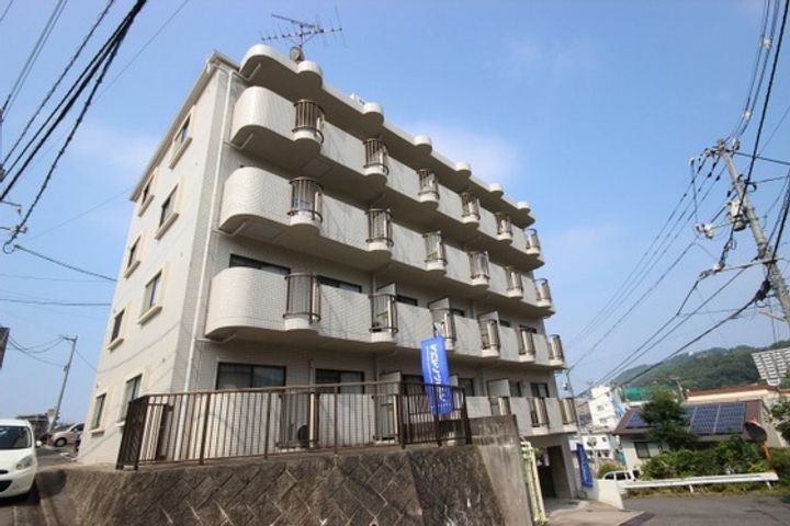 伊藤マンションの外観