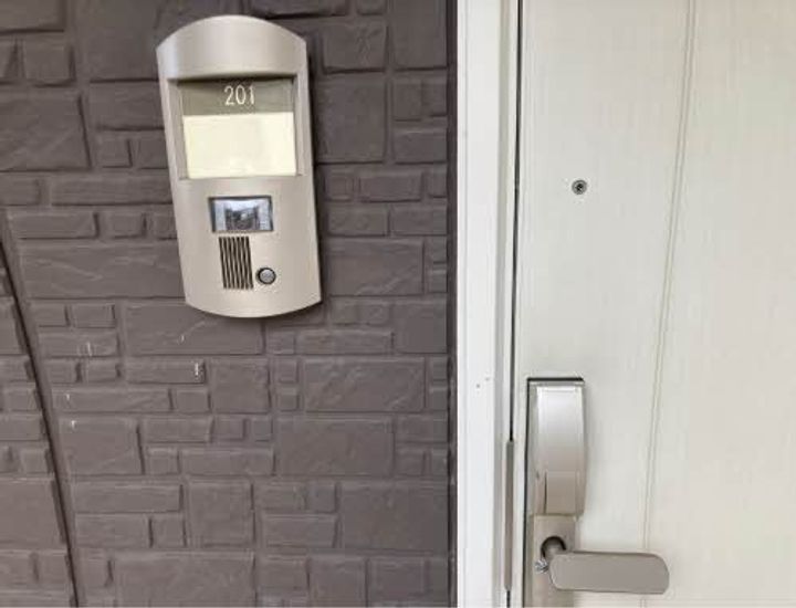 新潟県長岡市長倉3(アパート)の賃貸物件の玄関