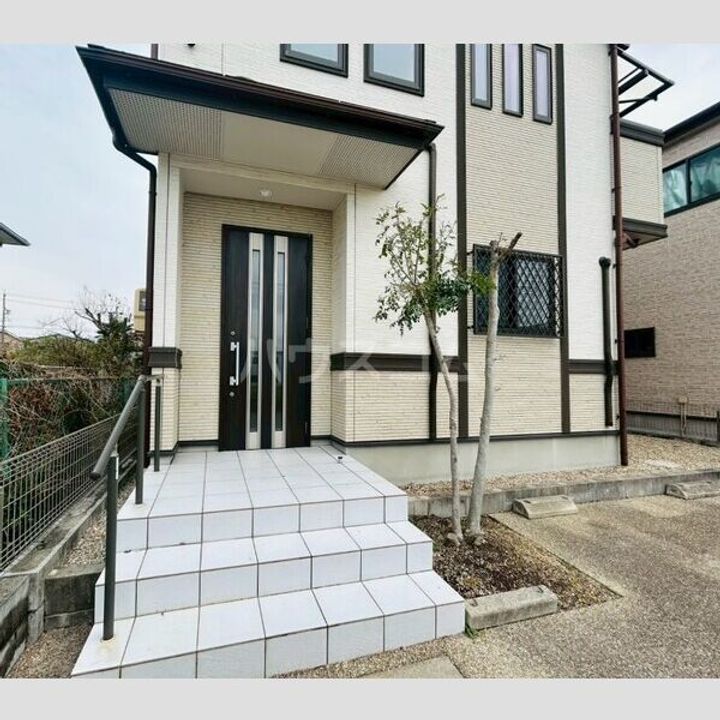 愛知県安城市福釜町砂渡(一戸建)の賃貸物件の玄関
