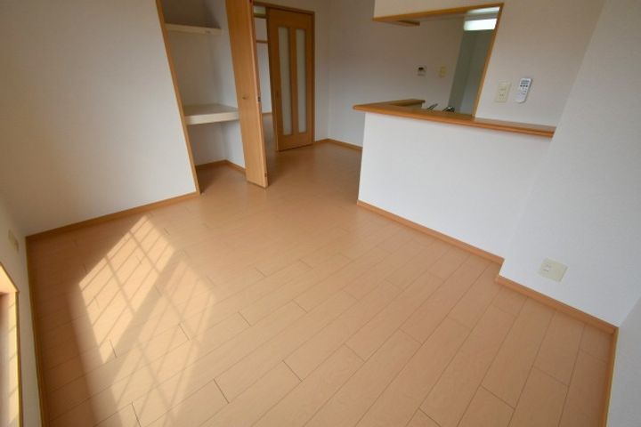 広島県山県郡北広島町古保利(アパート)の賃貸物件の居間