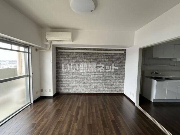 福島県郡山市菜根5(マンション)の賃貸物件の居間