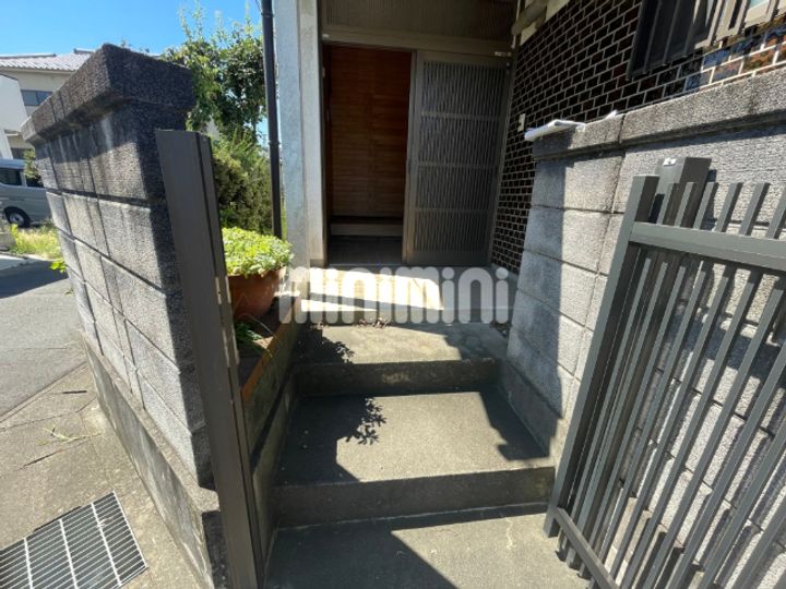 愛知県稲沢市平和町観音堂屋敷(一戸建)の賃貸物件の地図