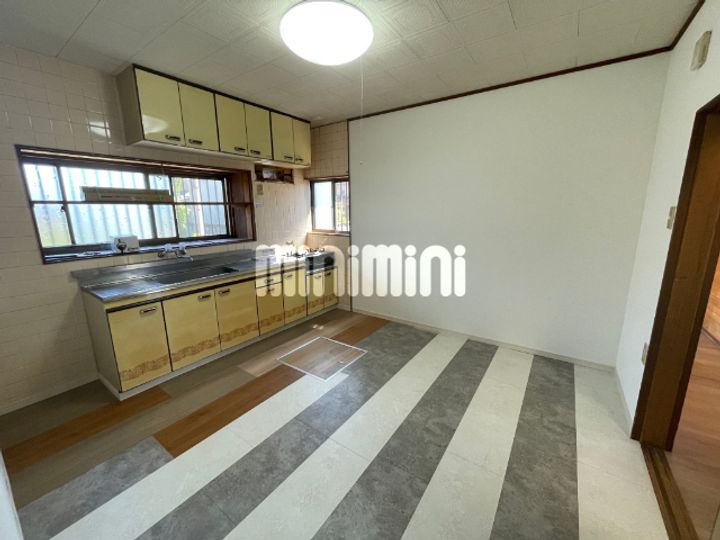 愛知県稲沢市平和町観音堂屋敷(一戸建)の賃貸物件のキッチン