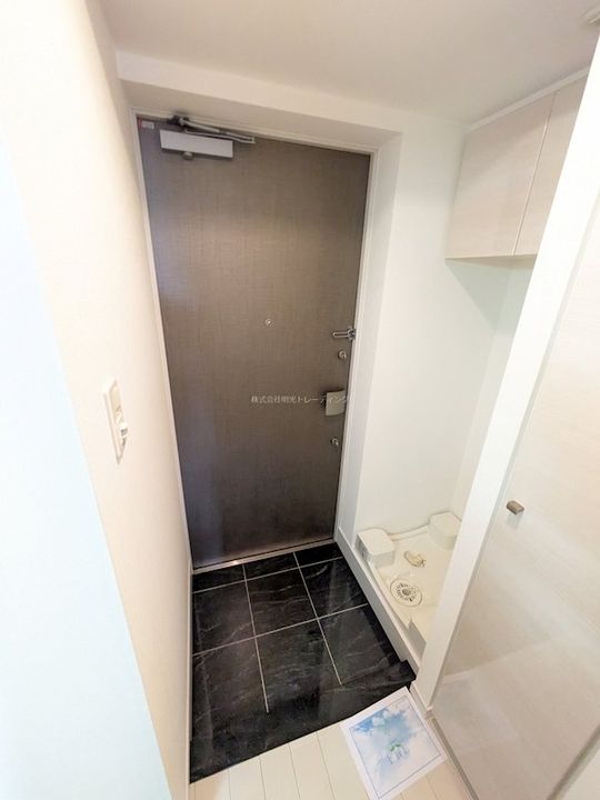 ザ・ヴァレッシア蒲田シティの玄関