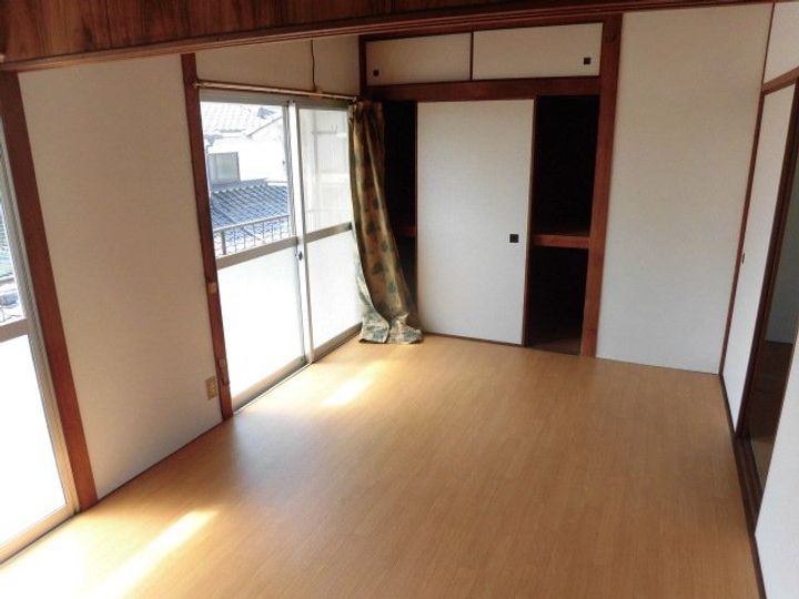 さくら荘の居間
