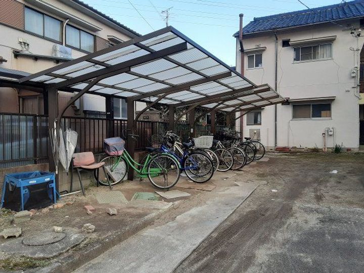 第一荒中荘の地図