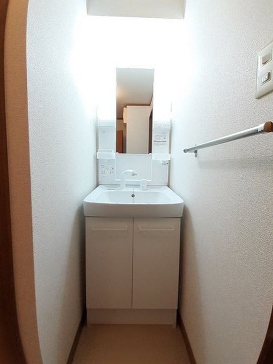 Crestall ブルーベリーの内装