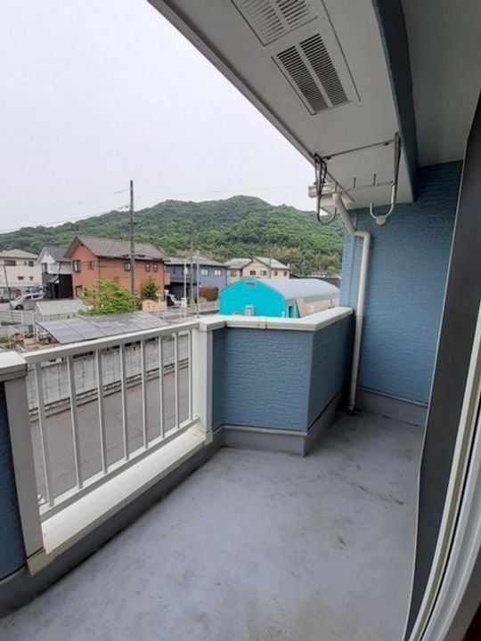 Crestall ブルーベリーの内装