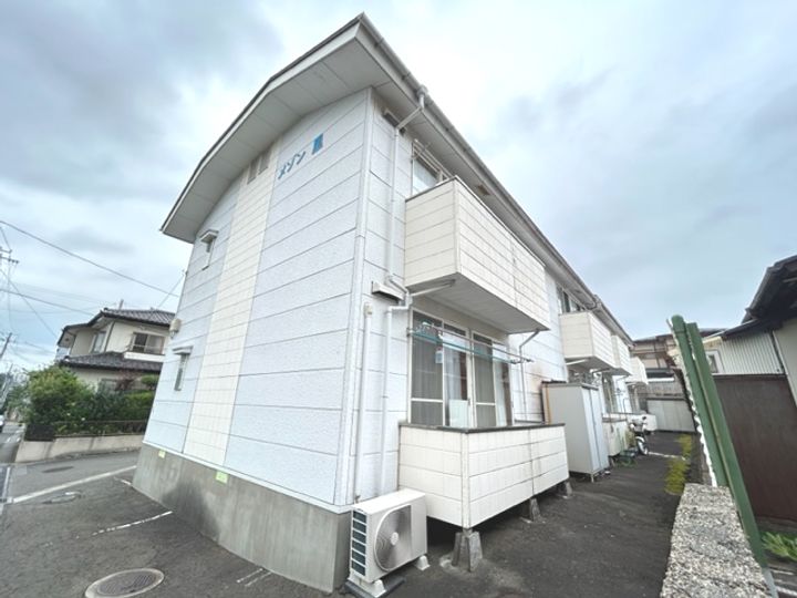 メゾン里の外観