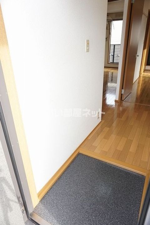 ボナールコートの玄関