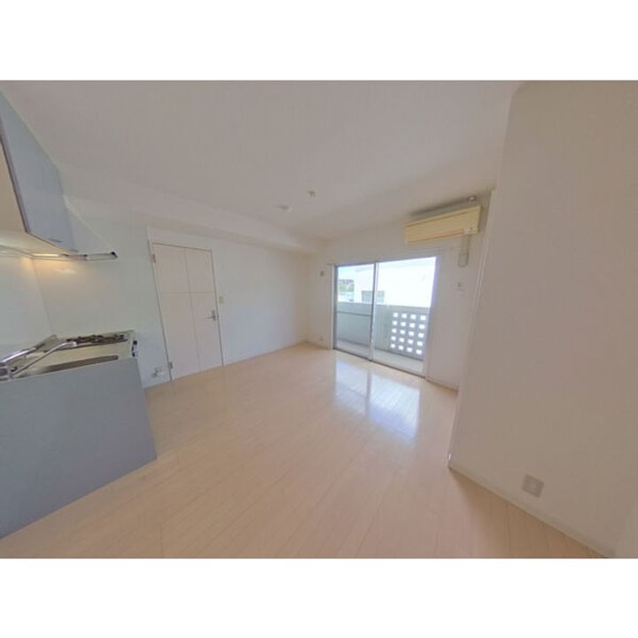 熊本県熊本市中央区白山2(マンション)の賃貸物件の居間