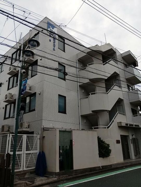 スカイコート西谷の外観