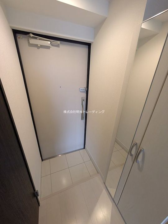 グラウンデュークス菊川の玄関