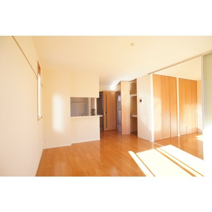 シャーメゾンやまとの居間