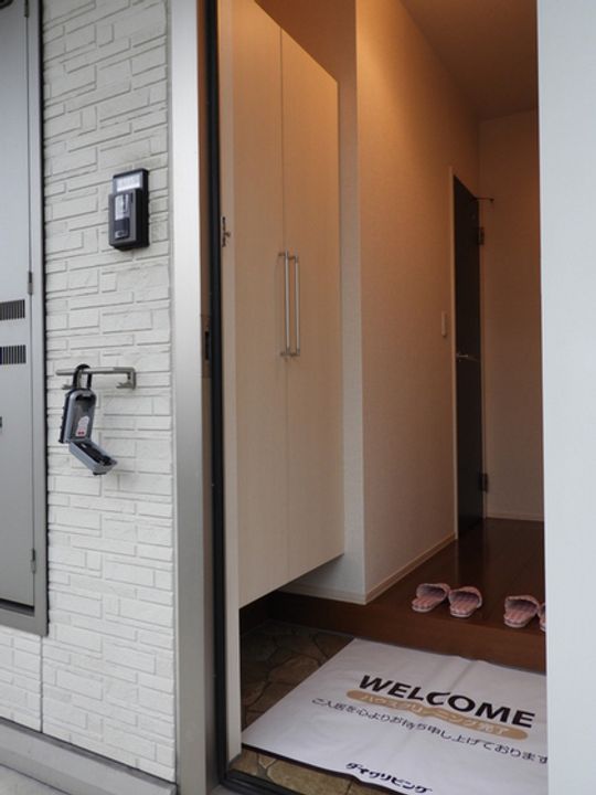 ステラ B棟の玄関