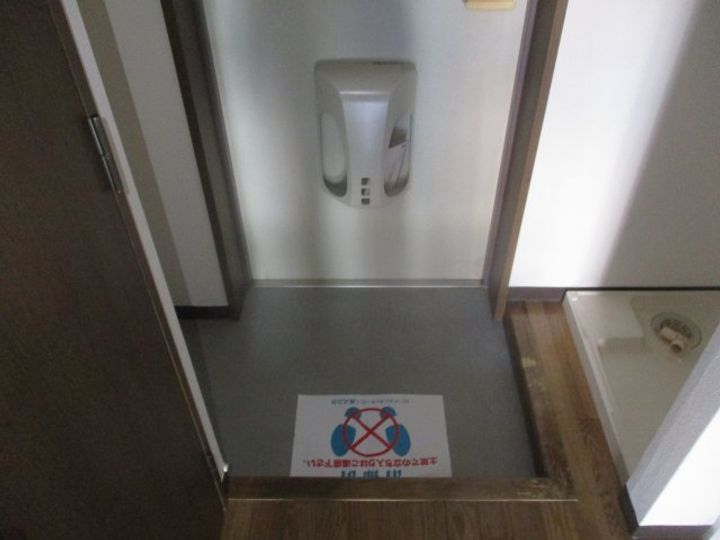 大阪府大阪市住之江区北島2(マンション)の賃貸物件の玄関