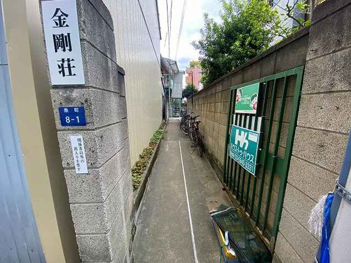 東京都板橋区泉町(アパート)の賃貸物件の地図