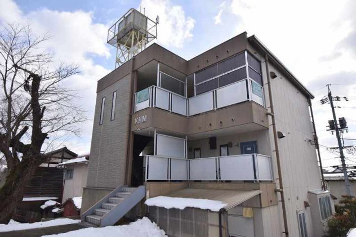 広島県三次市十日市中4(マンション)の賃貸物件の外観