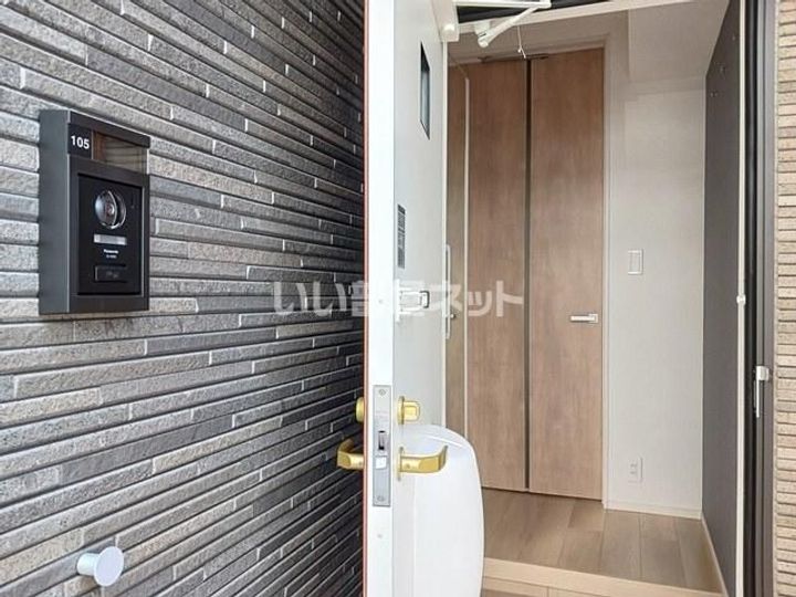 栃木県宇都宮市平松本町(アパート)の賃貸物件の玄関