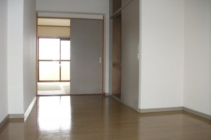 マンションフェリシモの居間