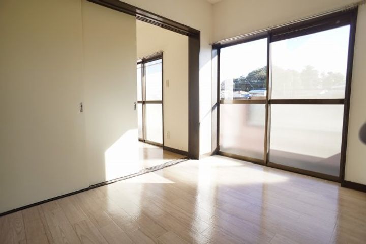 プルミエールBの居間