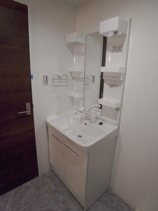 東京都中野区中野1(マンション)の賃貸物件の内装