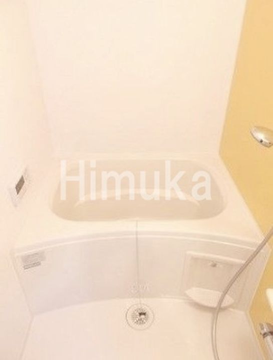 岡山県岡山市南区新保の賃貸アパートの風呂