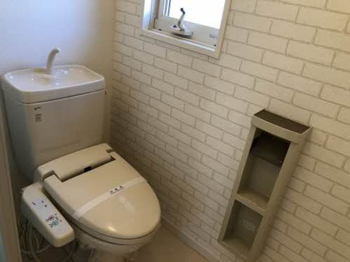 メゾンドローズ B棟の内装